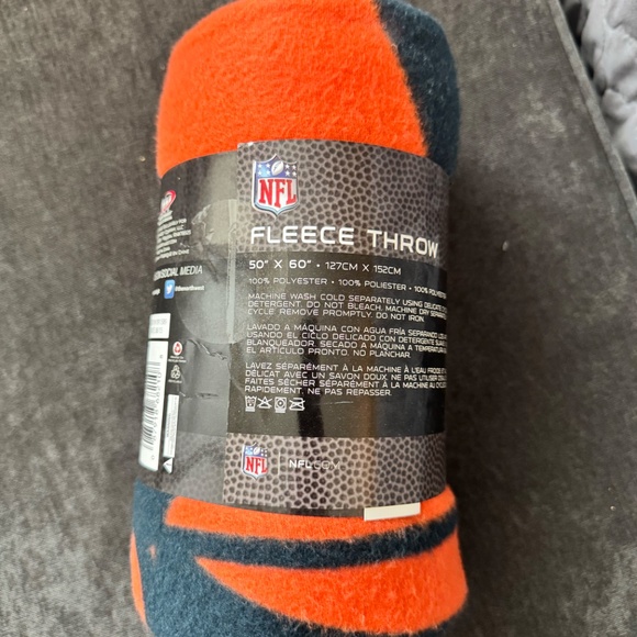 Chicago Bears Fleece Blanket - Picture 2 of 2